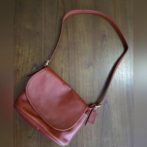Vintage Coach Mahogony Crossbody